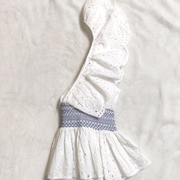 Cute frilly Zara top - Picture 3 of 4